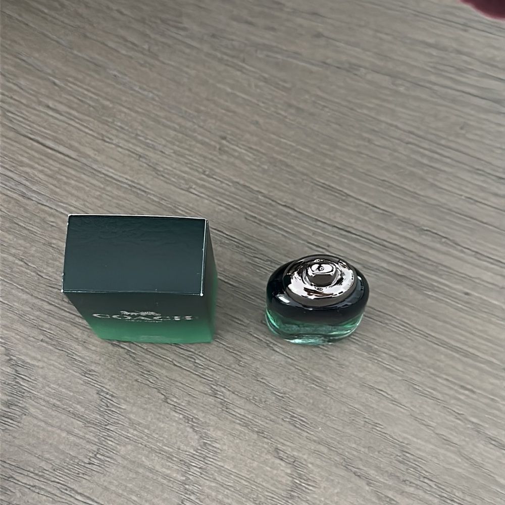 Coach perfumee - Picture 4 of 5